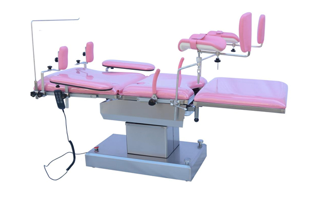 Série de lits d'accouchement